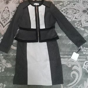 Calvin Klein two-piece women's petite suit
